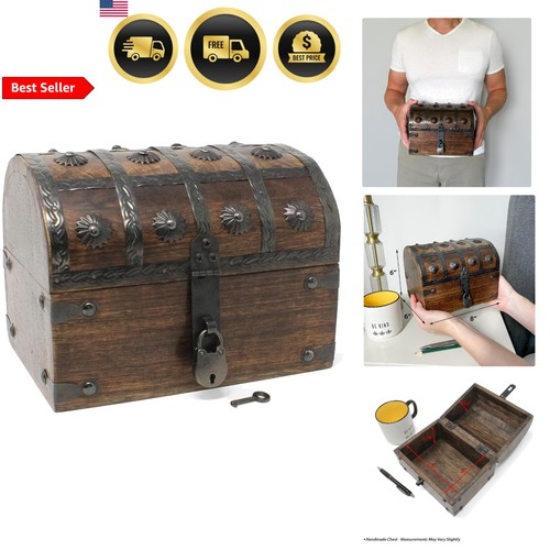 Wooden treasure chest with - treasure,